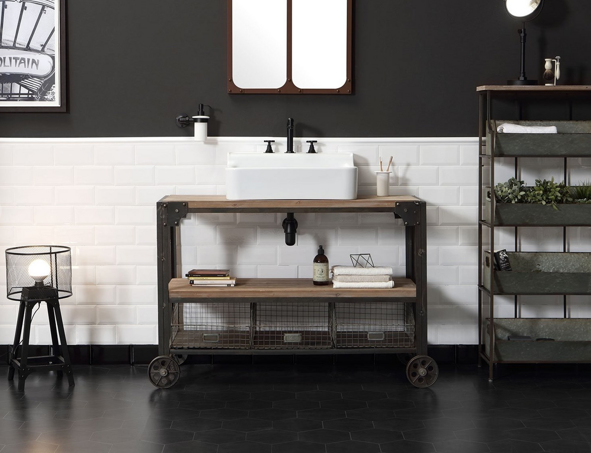 ambientación baño con lavabo sobreencimera Industrialis sobre mueble madera