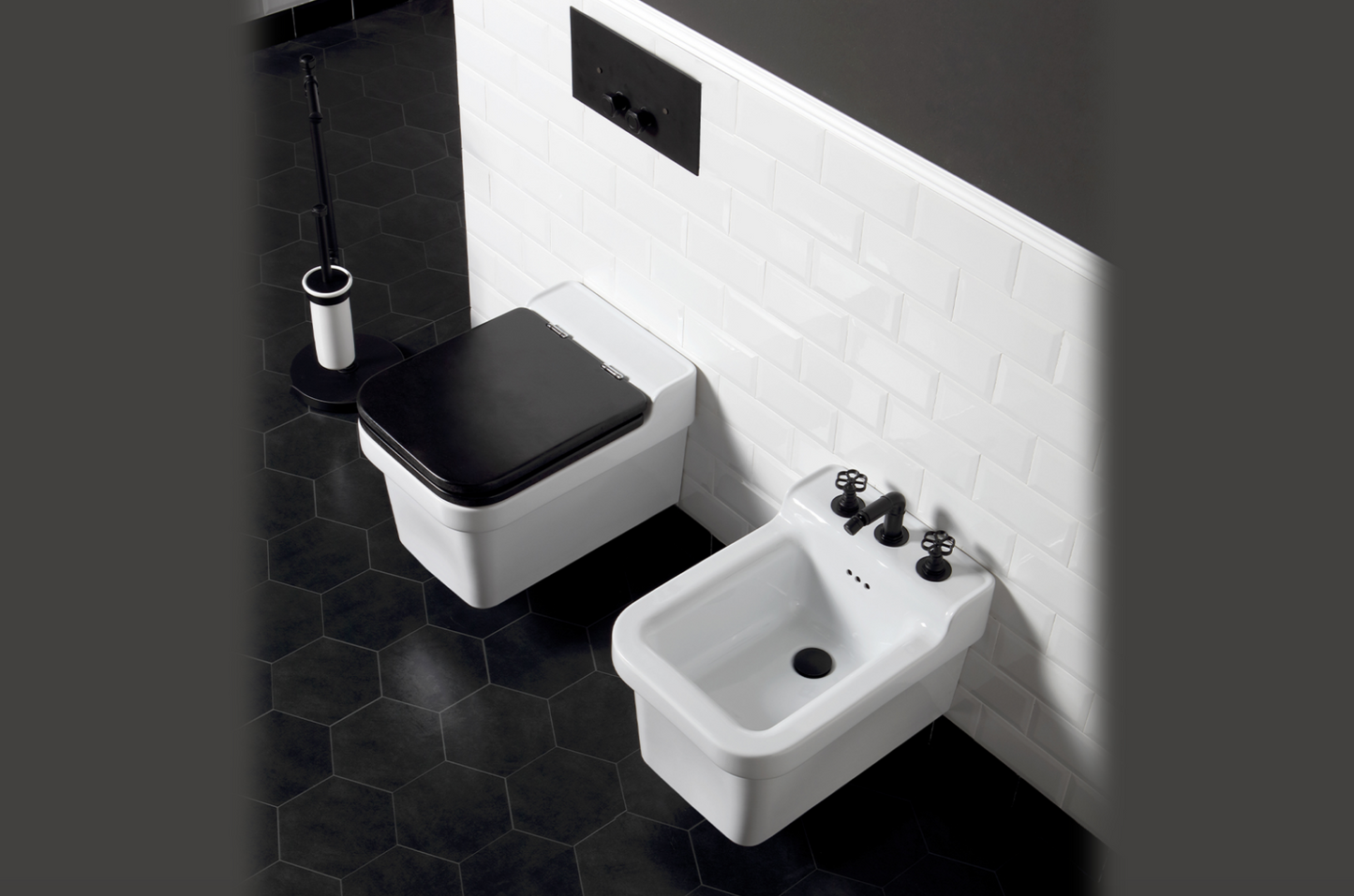 ambientación baño con Wc y bidet suspendidos Industrialis