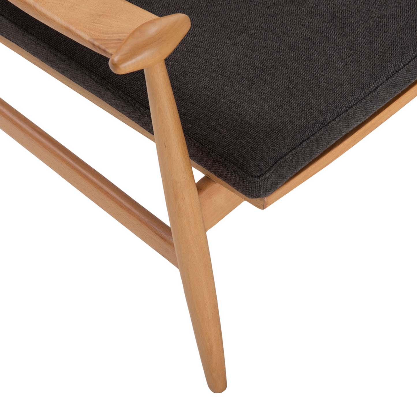 Sillón Escandinavo Mid-Century de Haya Natural y Tela Negra | Thai Natura
