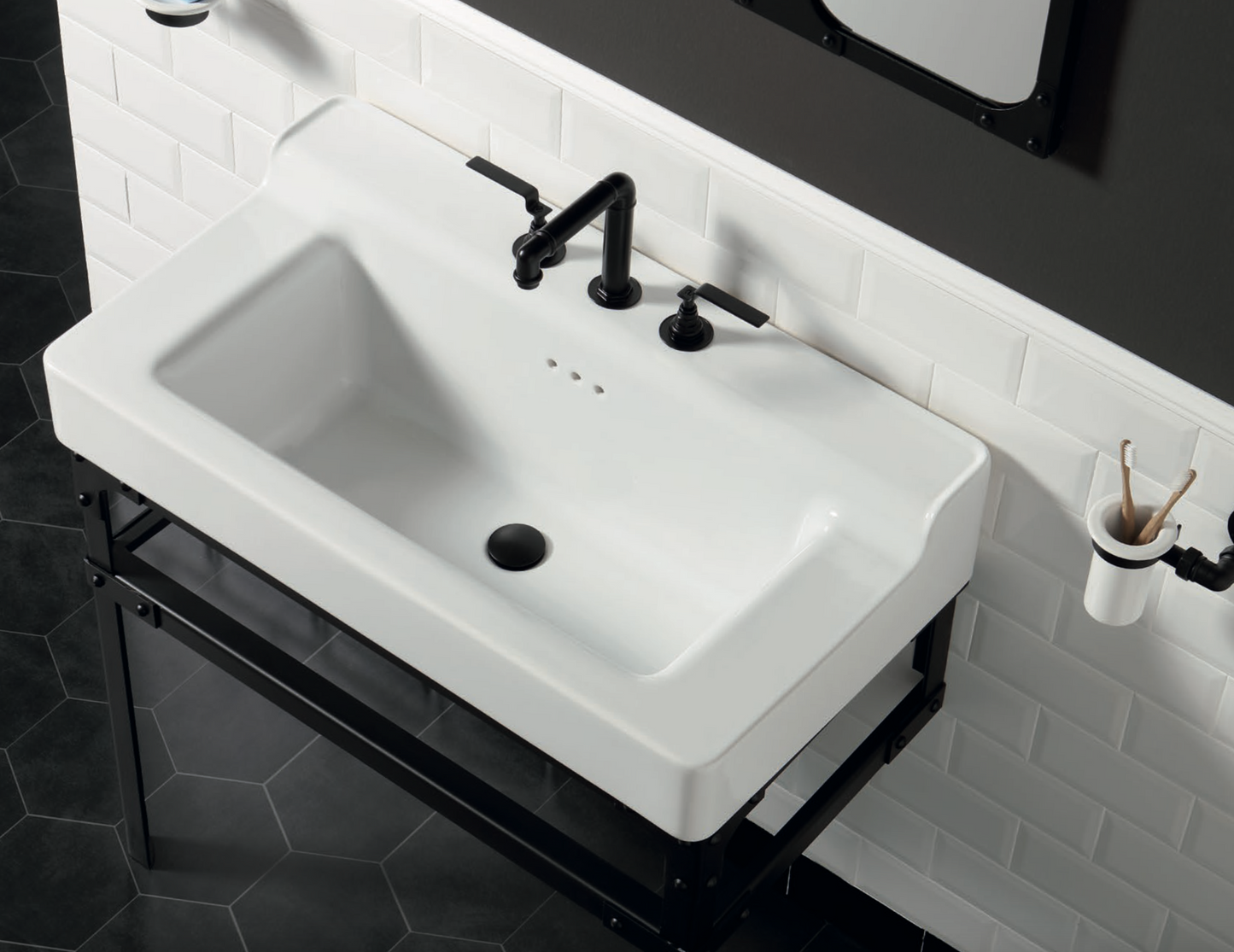 imagen lavabo Industrialis 90 cm con base metálica negra