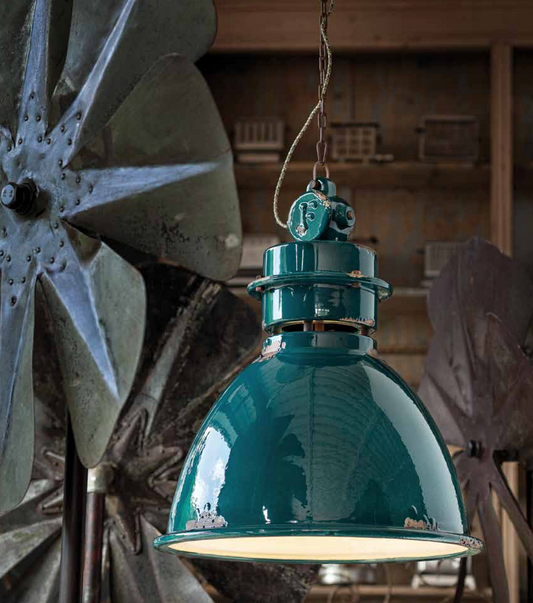 ambientación con lámpara colgante Industrial C1750