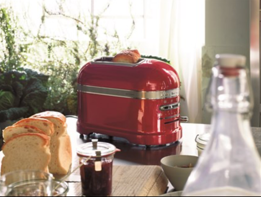 detalle tostador 2 ranuras Kitchen Aid Artisan rojo