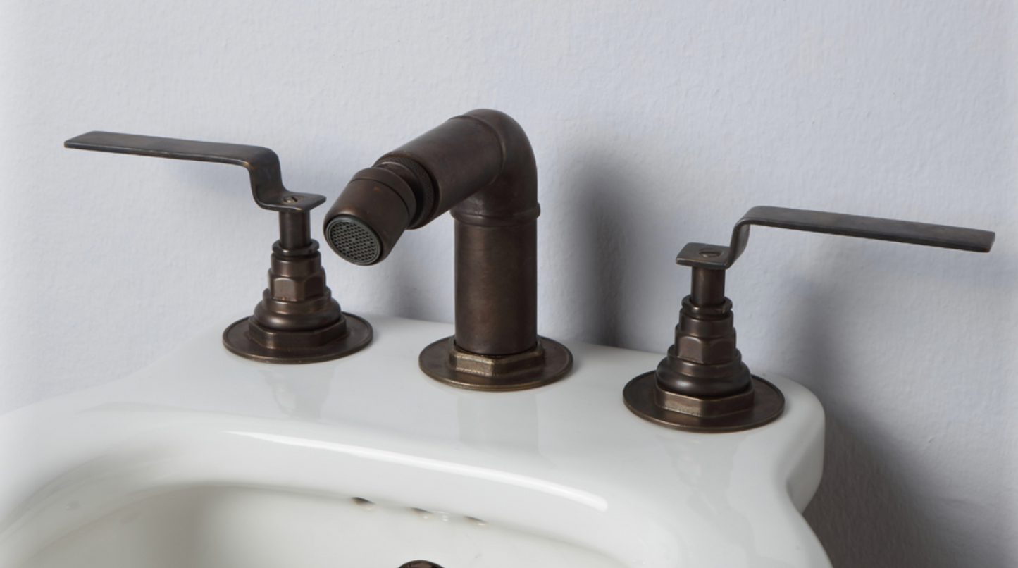 imagen grifería bidet Industrialis en  corten