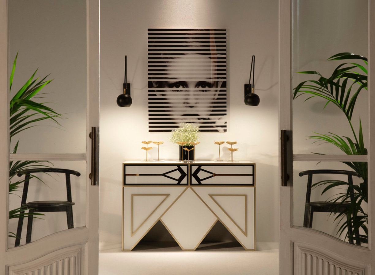 ambientación salón con cuadro metacrilato vintage