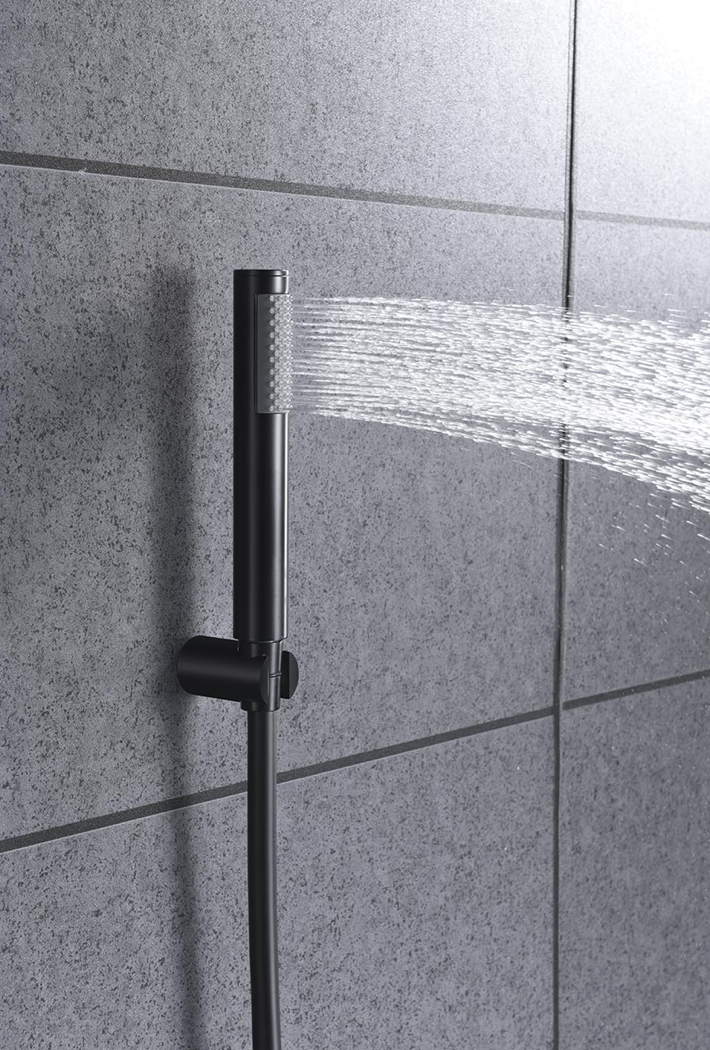 detalle rociador grifería baño y ducha Olimpo negro mate