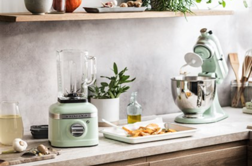 ambientación con batidora vaso Artisan KitchenAid 