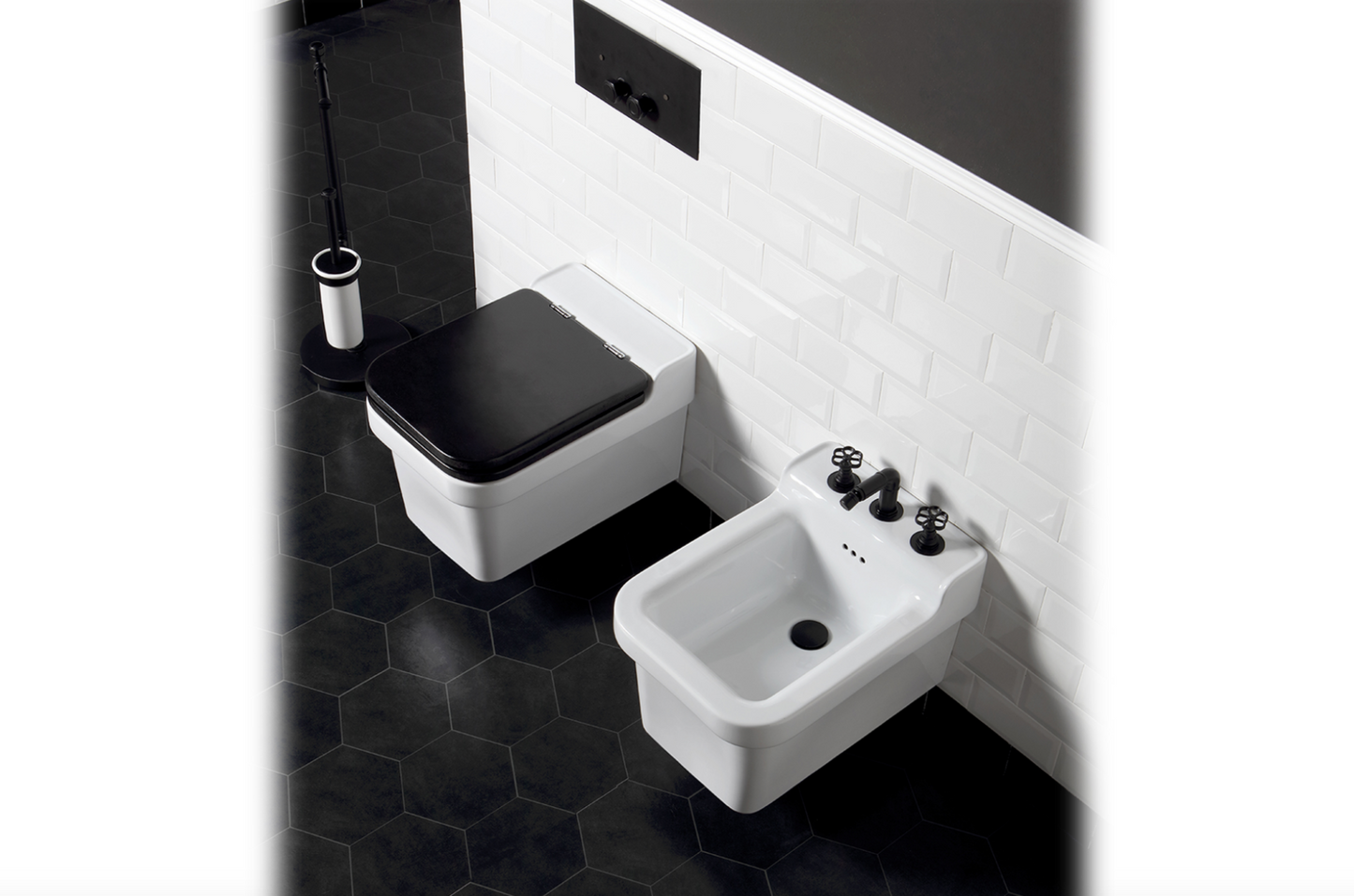 ambientación baño con bidet y wc Industrialis