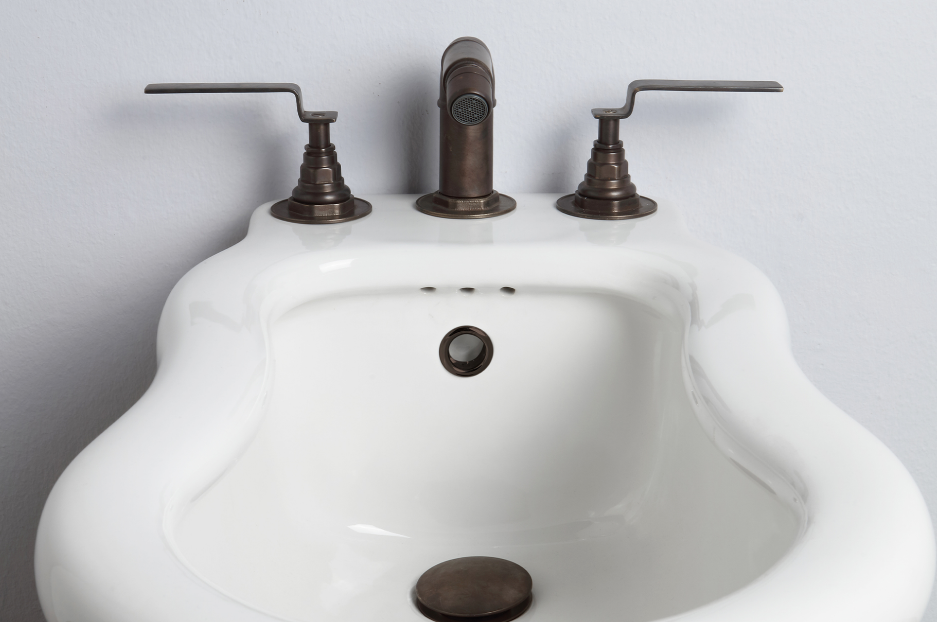 imagen grifería bidet Industrialis en corten