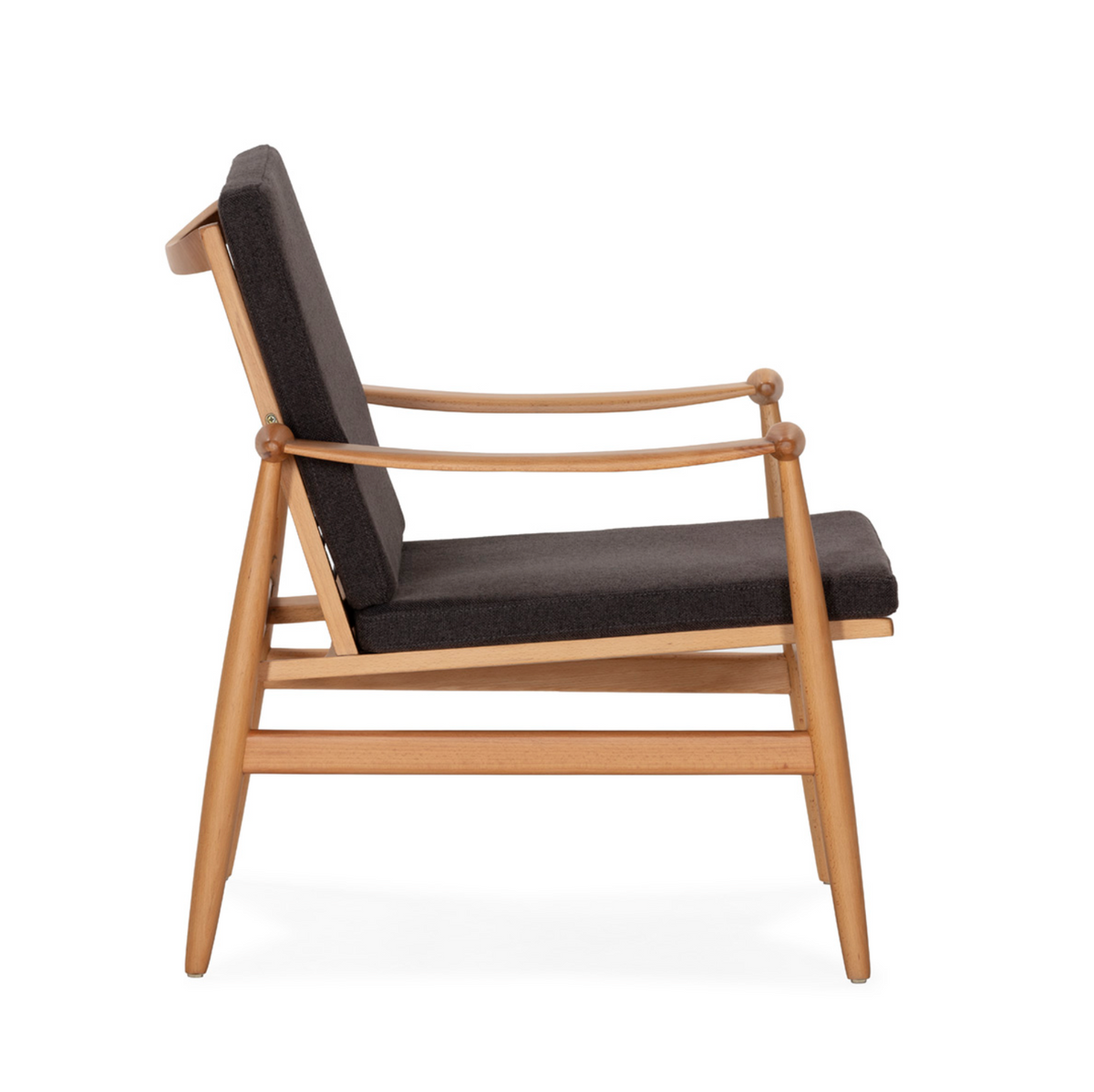 Sillón Escandinavo Mid-Century de Haya Natural y Tela Negra | Thai Natura