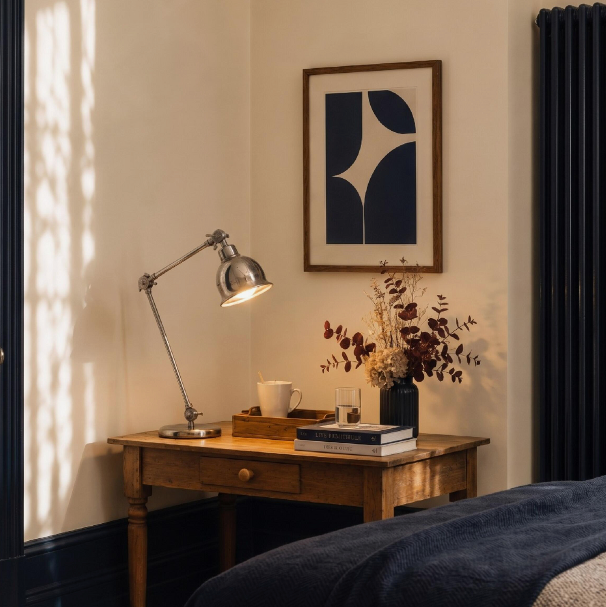 Lámpara de mesa articulada Dale de latón estilo vintage – Mullan Lighting