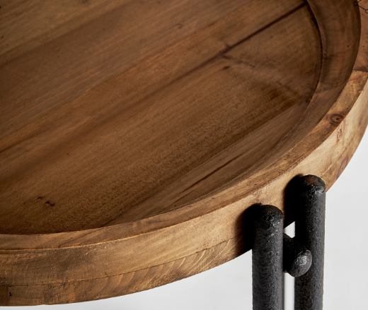 detalle bandeja madera mesa auxiliar Minot
