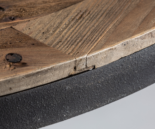 detalle tablero madera mesa comedor Lavik
