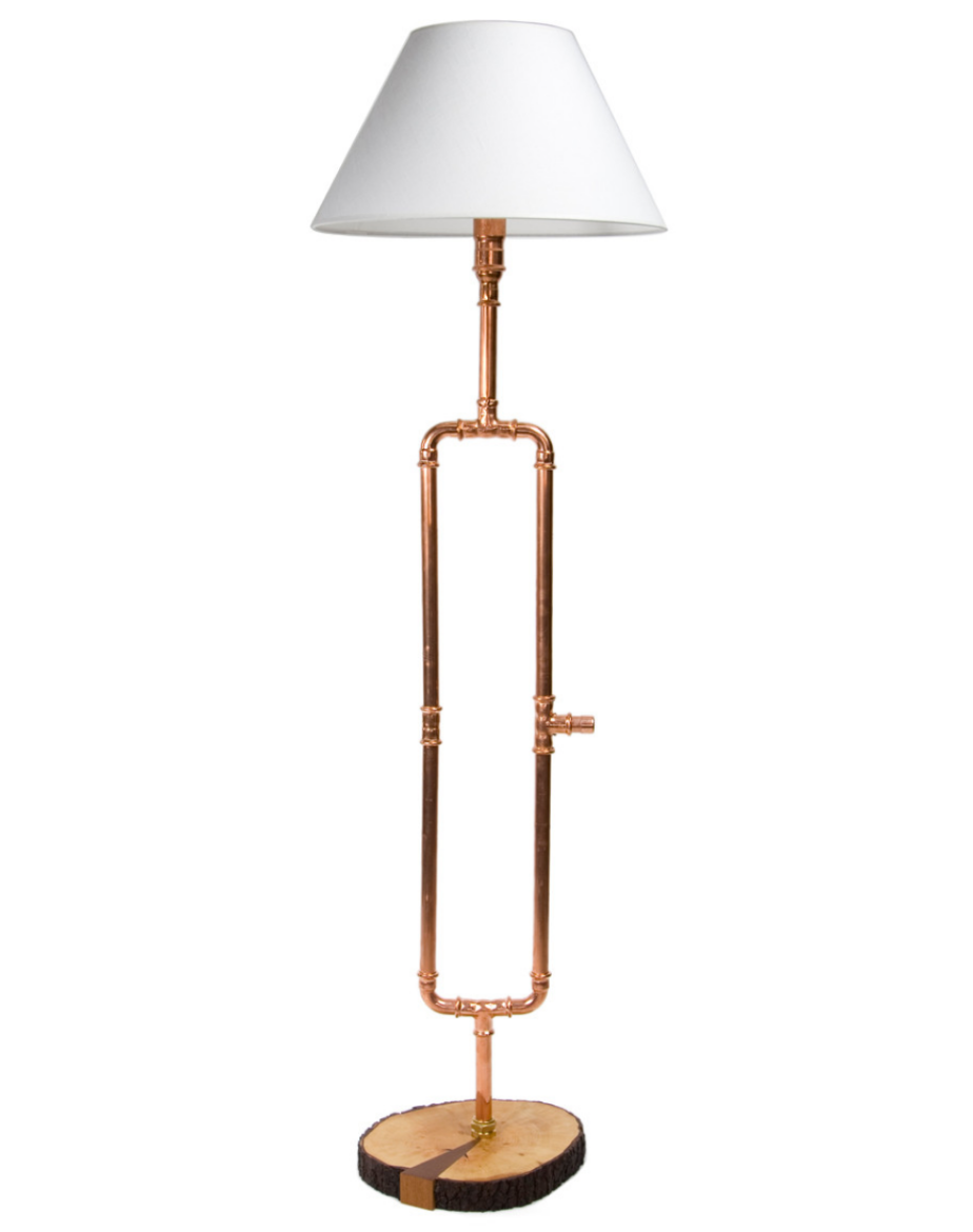 imagen lámpara de pié tubos de cobre de Gie EL