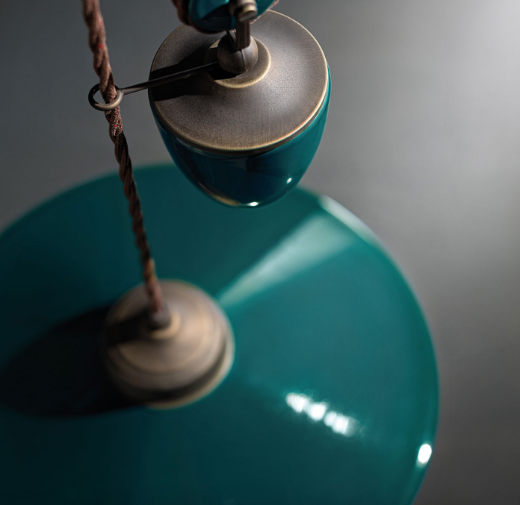 detalle lámpara colgante C1632 azul petróleo